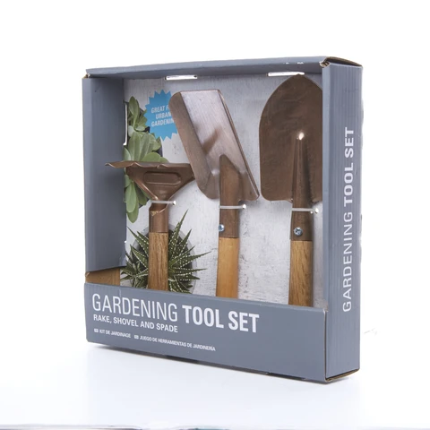 strumenti da giardinaggio - gardening tools - R nel bosco